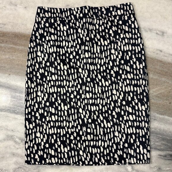 Ann Taylor Dresses & Skirts - NWT Ann Taylor Fully Lined Zipper Back Straight Pencil Skirt Black White Size 6